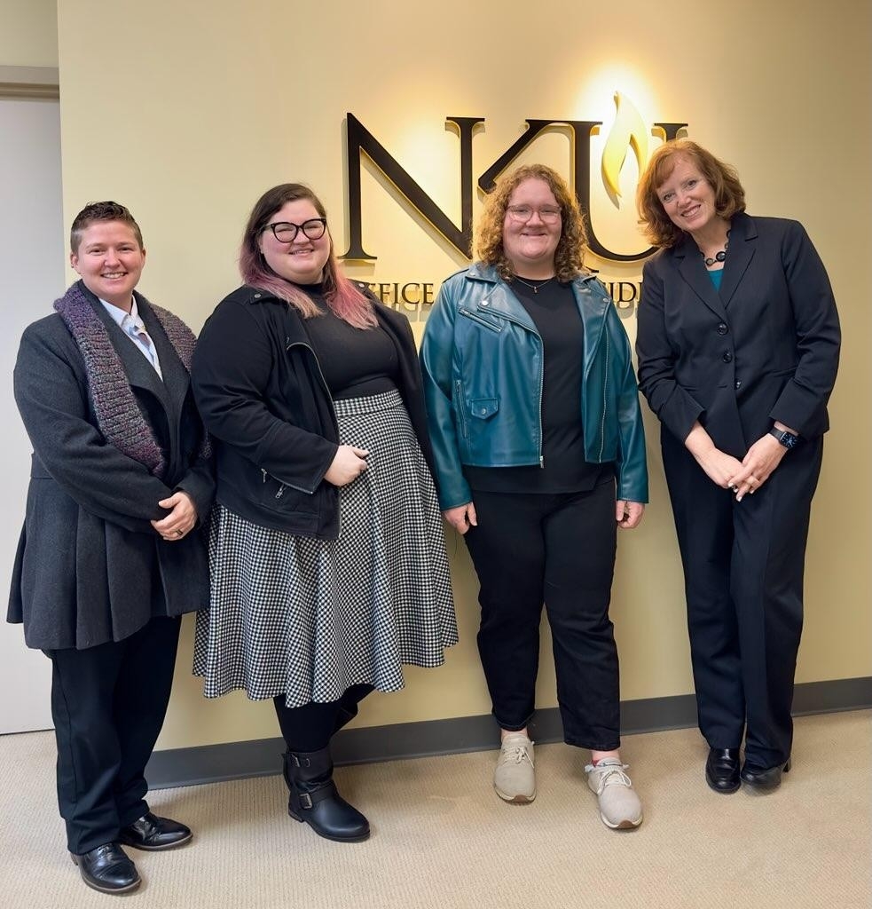 Students meet with NKU president